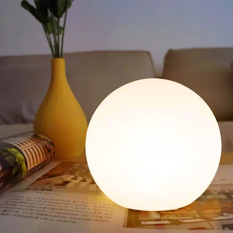 Luna Globe Dimmable Table Lamp