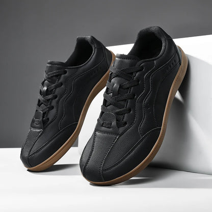 Roamer Low Top Sneakers